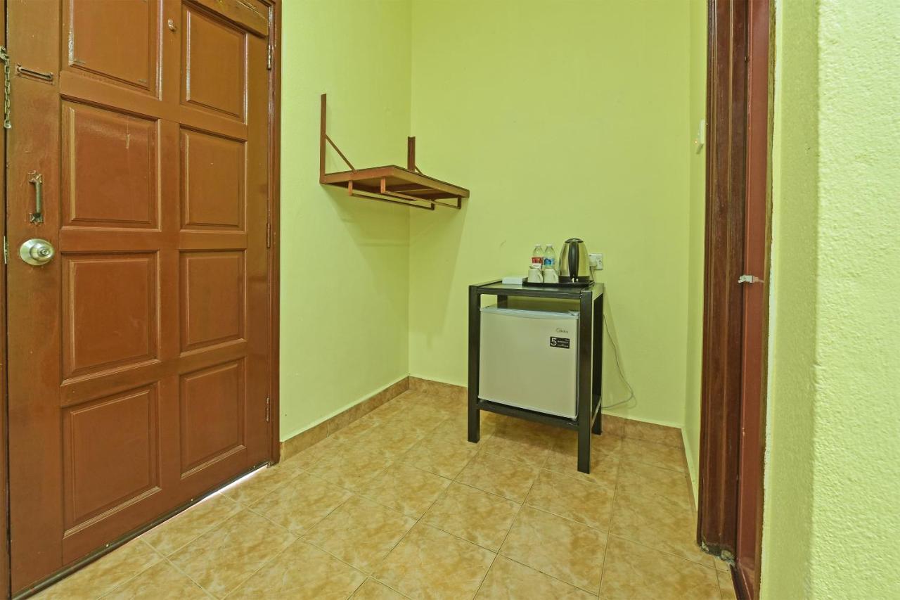 Collection O 90622 Sehijau Cenang Hotel Пантай Ченанг Екстериор снимка