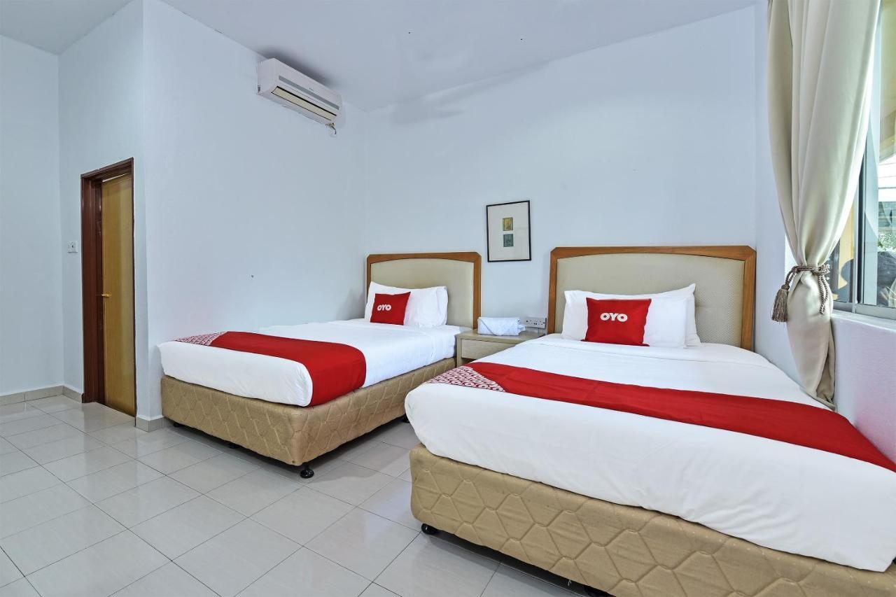 Collection O 90622 Sehijau Cenang Hotel Пантай Ченанг Екстериор снимка