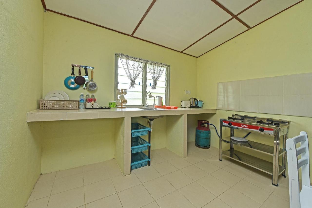 Collection O 90622 Sehijau Cenang Hotel Пантай Ченанг Екстериор снимка