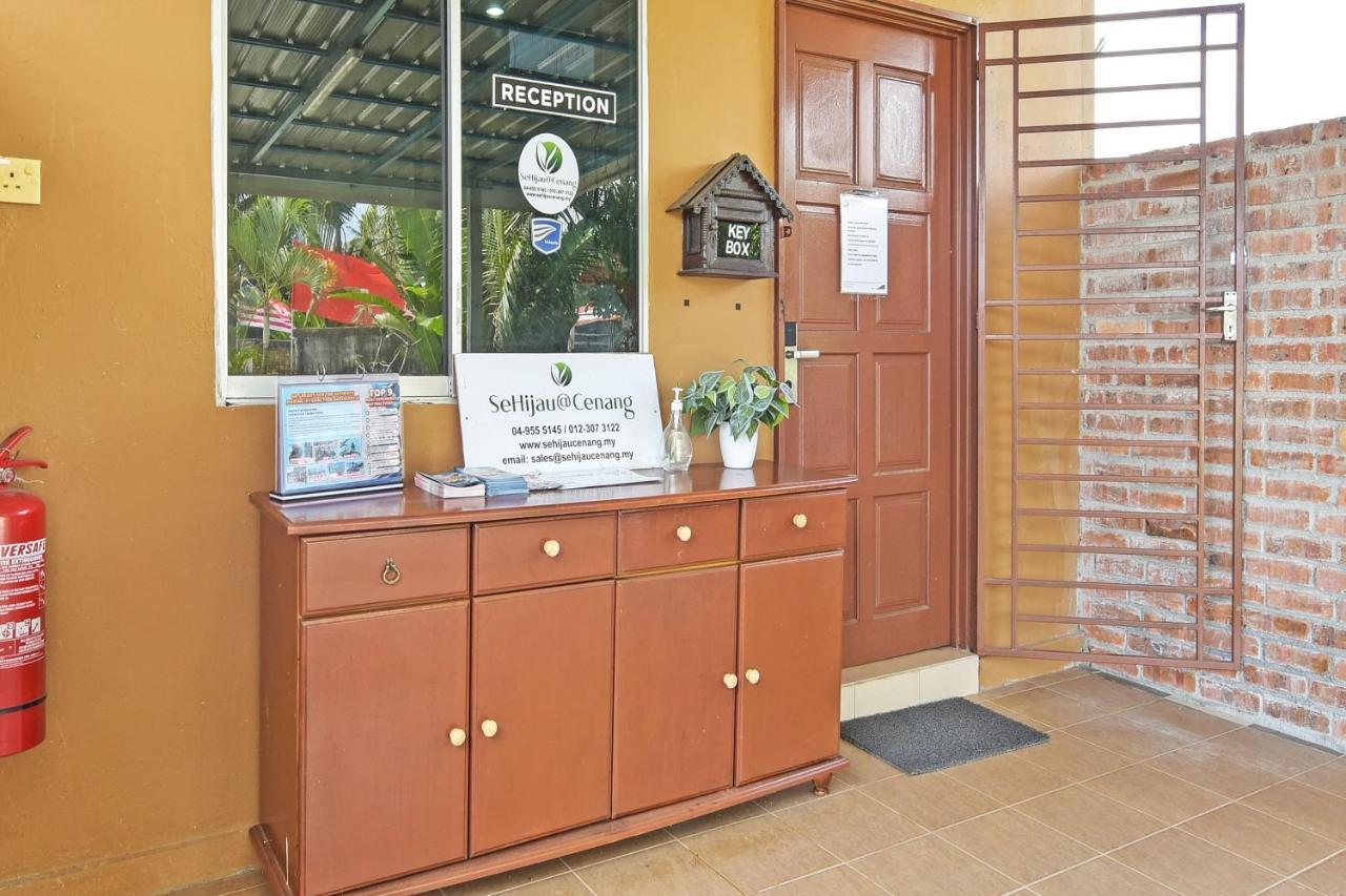 Collection O 90622 Sehijau Cenang Hotel Пантай Ченанг Екстериор снимка