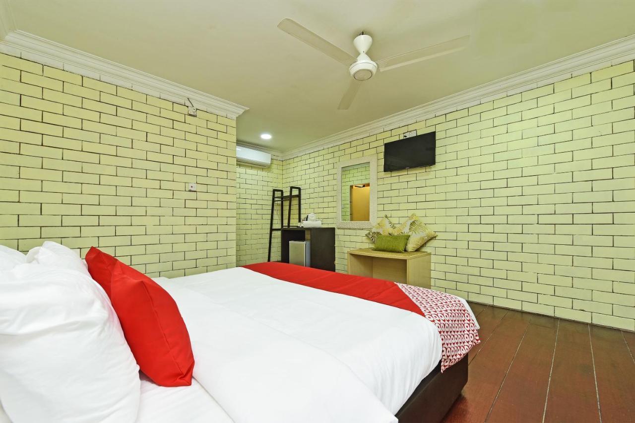 Collection O 90622 Sehijau Cenang Hotel Пантай Ченанг Екстериор снимка