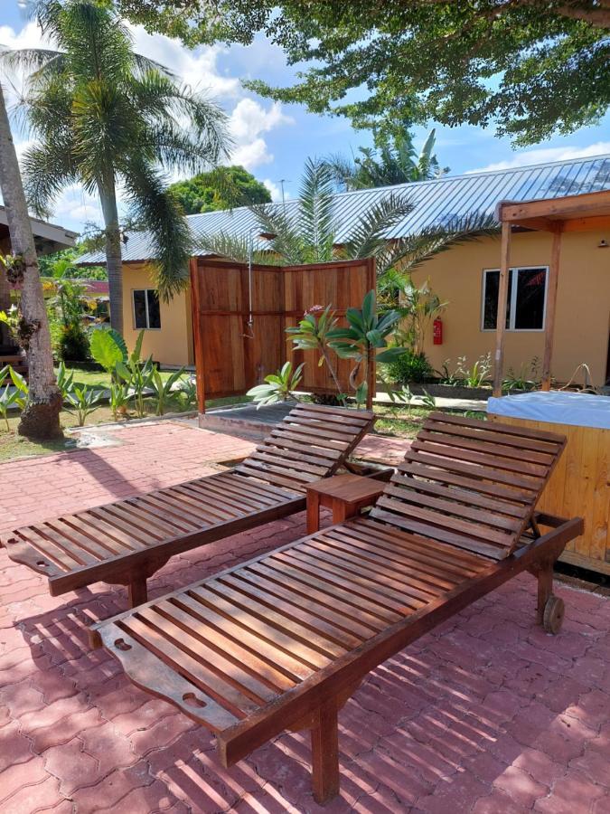 Collection O 90622 Sehijau Cenang Hotel Пантай Ченанг Екстериор снимка